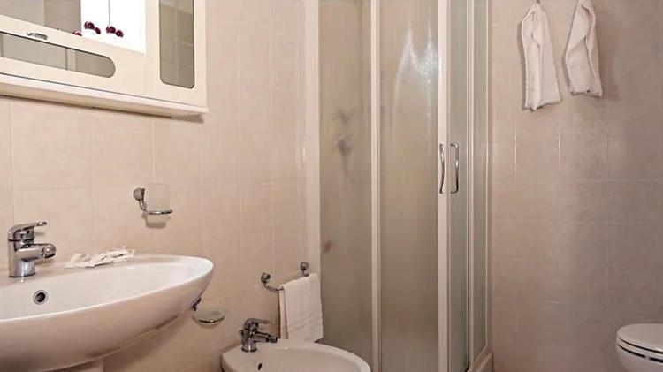 Residence Ada Grottammare Eksteriør bilde